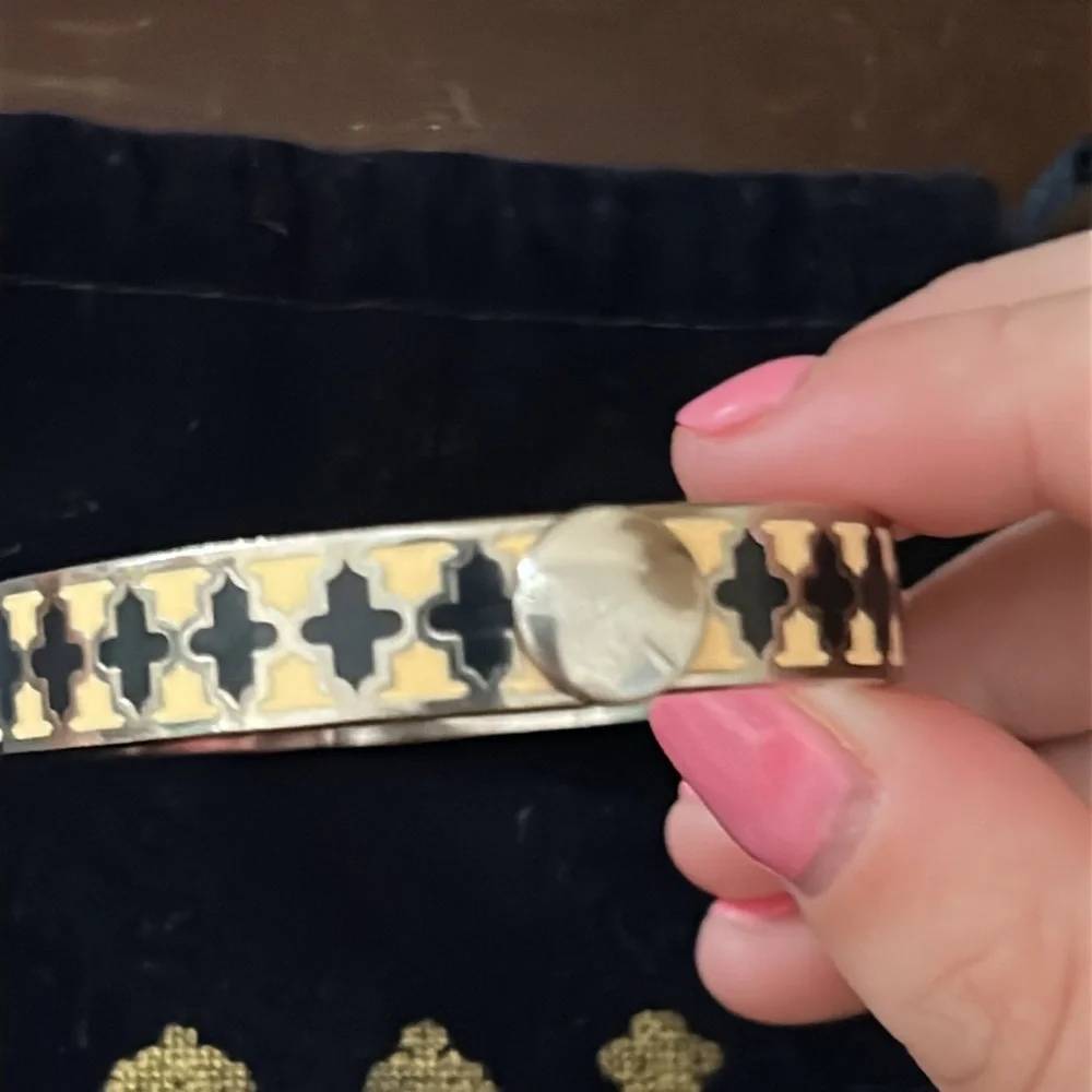 Halcyon Days Black and Yellow Bangle. - Picture 4 of 5